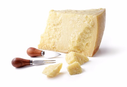Сыр Parmigiano Reggiano Extra (12 мес.), брусок 150 гр /  Parmigiano Reggiano Extra cheese, 12 month
