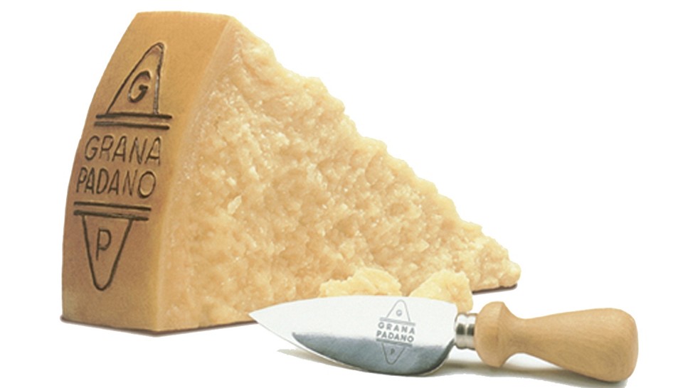 Сыр Grana Padano, брусок 150 гр / Grana Padano cheese, 150 g
